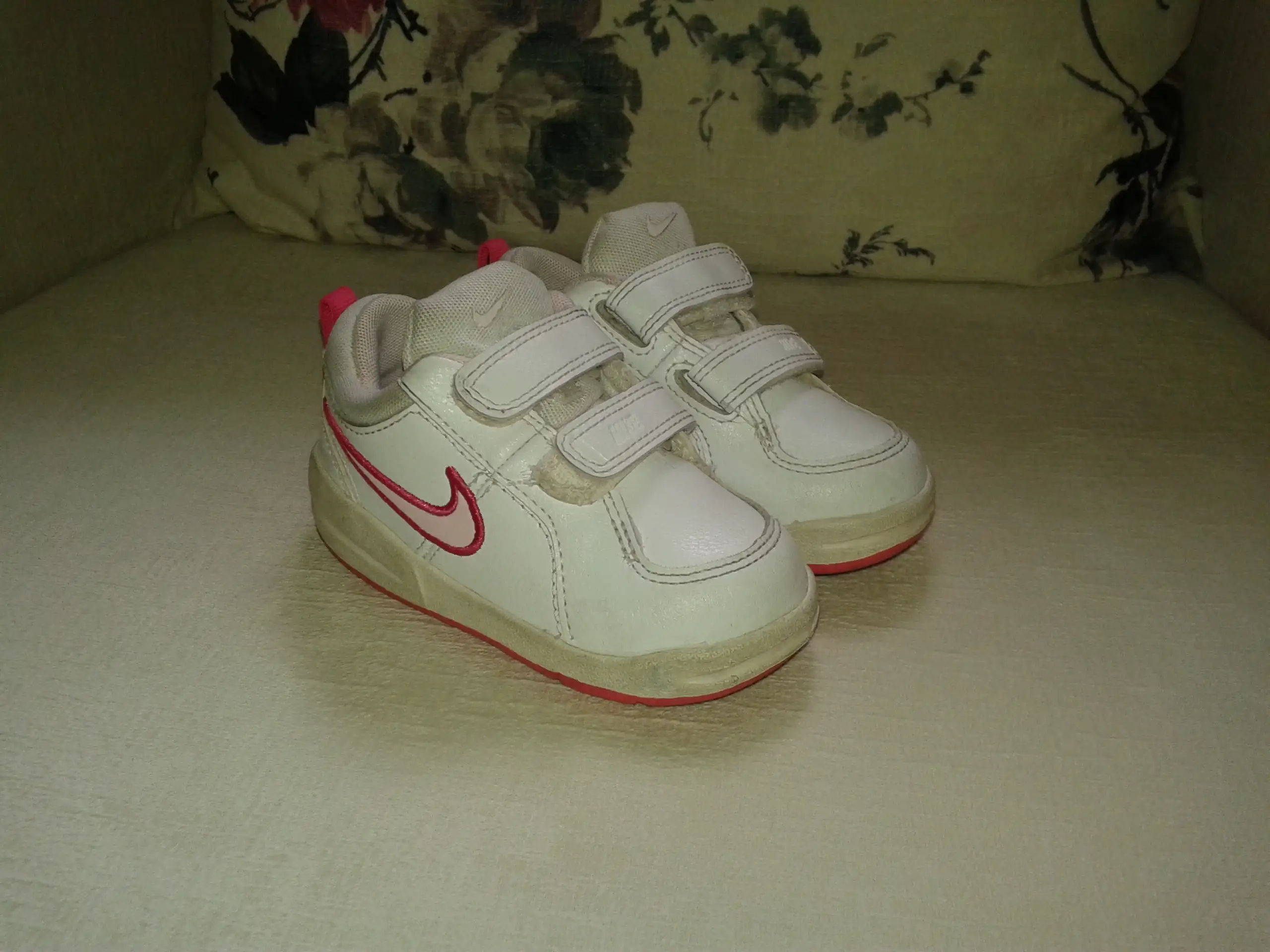 22 numara nike 35 tl.webp