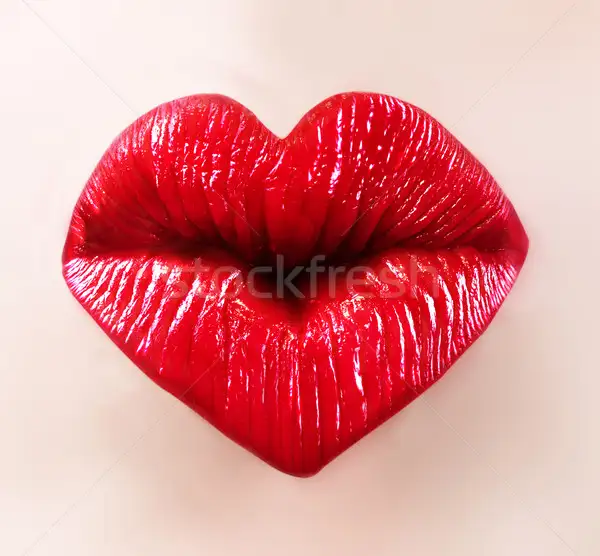 280433_stock-photo-saint-valentine-lips.webp