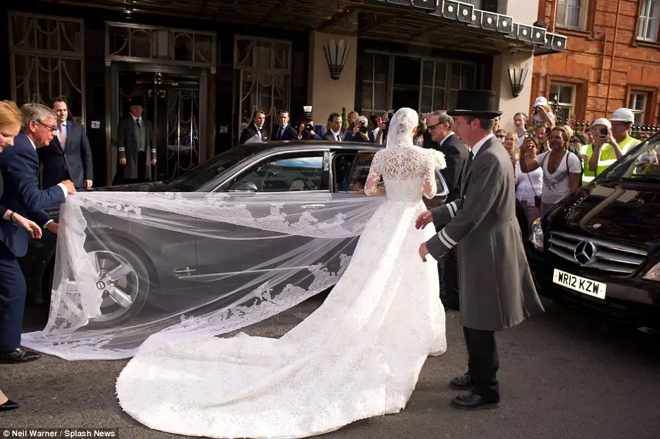 2A6B526200000578-3156282-image-a-166_1436550266725.webp