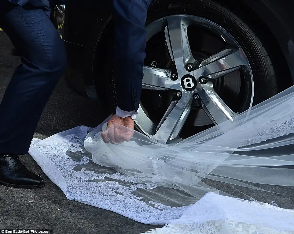 2A6B9DFF00000578-3156282-image-a-2_1436553158275.webp