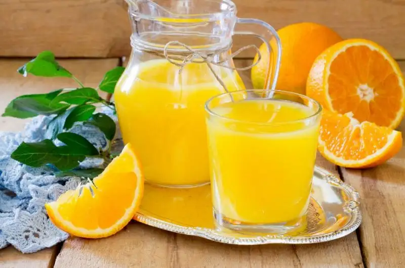3-portakaldan-5-litre-portakal-suyu-tarifi.webp