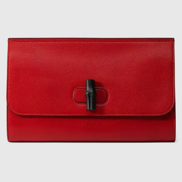 387220_A7M0N_6523_001_069_0000_Light-Bamboo-Daily-leather-clutch.webp