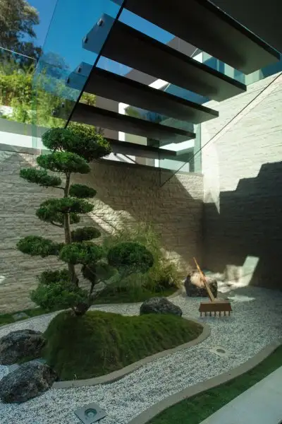 40-philosophic-zen-garden-designs-6.webp