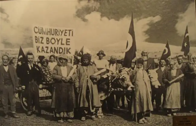 4E1_18-mart-canakkale-sehitlerimize-ve-butun-islam-sehidlerine-allah-tan-rahmet-diliyoruz.webp