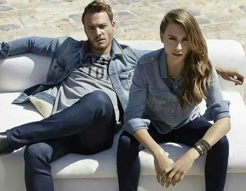 56174aef0f254441a4e647cc.webp