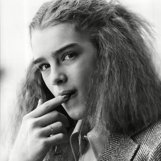 634full-brooke-shields.webp