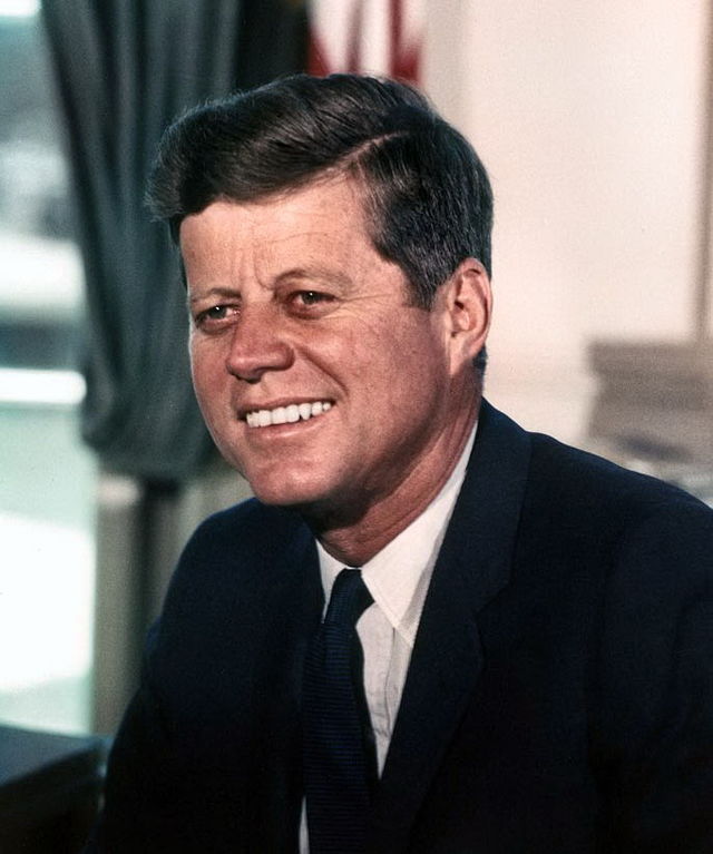 640px-John_F__Kennedy,_White_House_color_photo_portrait.jpg