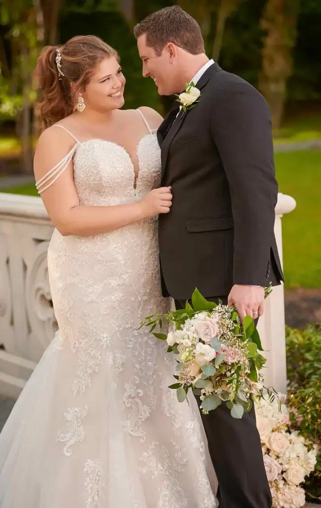 6743-A3-Stella-York.EveryBody.EveryBride-.webp