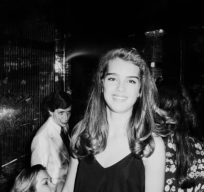 689full-brooke-shields.webp