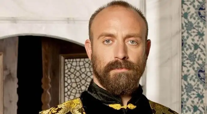 700x242439_halit1_1.webp