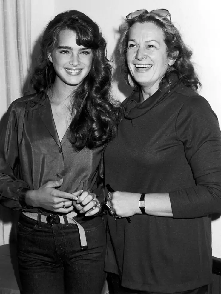 740full-brooke-shields (1).webp