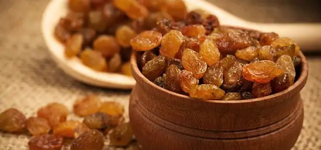 8-benefits-of-eating-raisins-during-pregnancy_1.webp