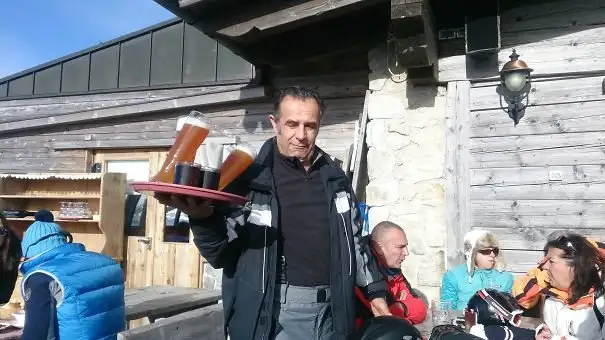 8311267.webp