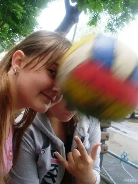 8311272.webp