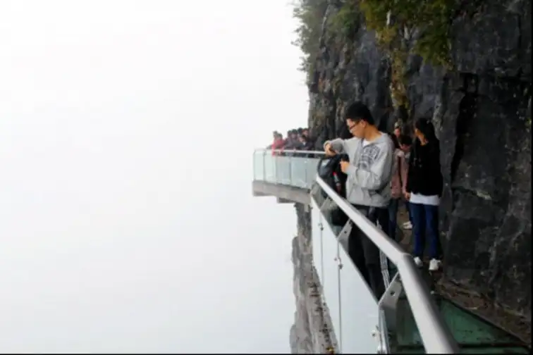 9.webp