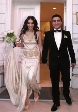 9359_NUR-FETTAHOGLU-EVLENDI___.webp