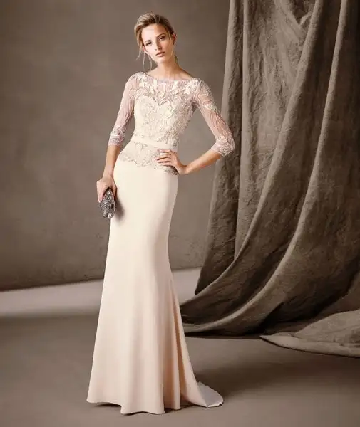 94fcb01f2e1a784cef026dad728a284f--long-cocktail-dress-cocktail-dresses.webp