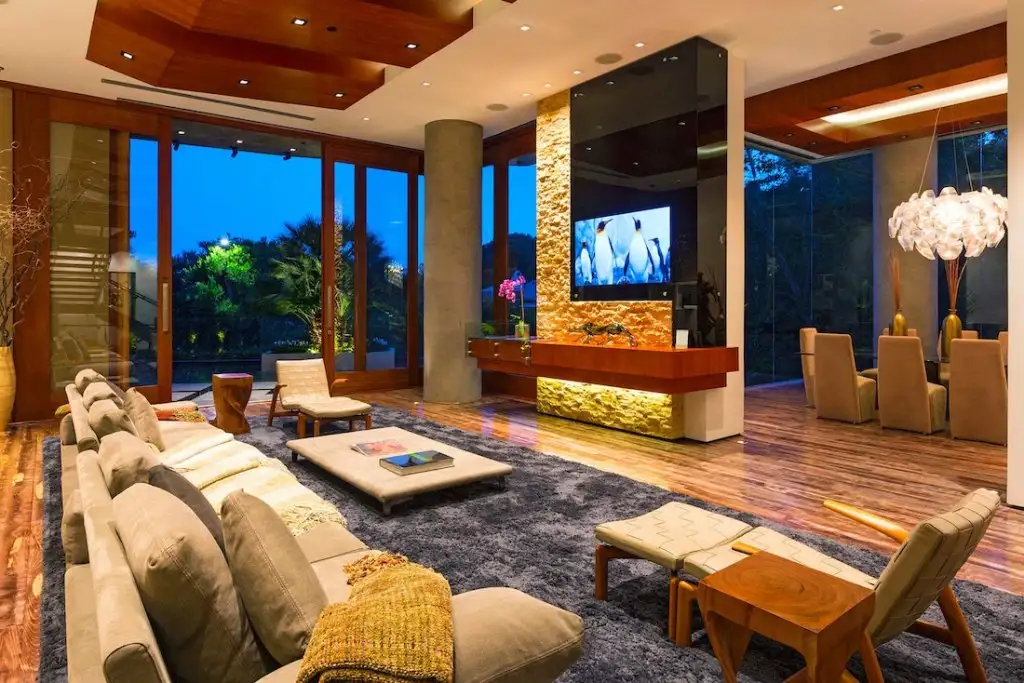 9909 Beverly Grove Beverly Hills72.webp