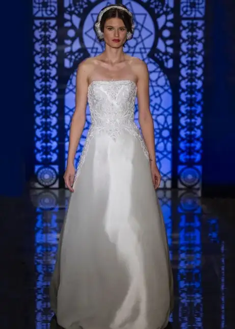 9Reem-Acra-Bridal-Fall-2016.webp