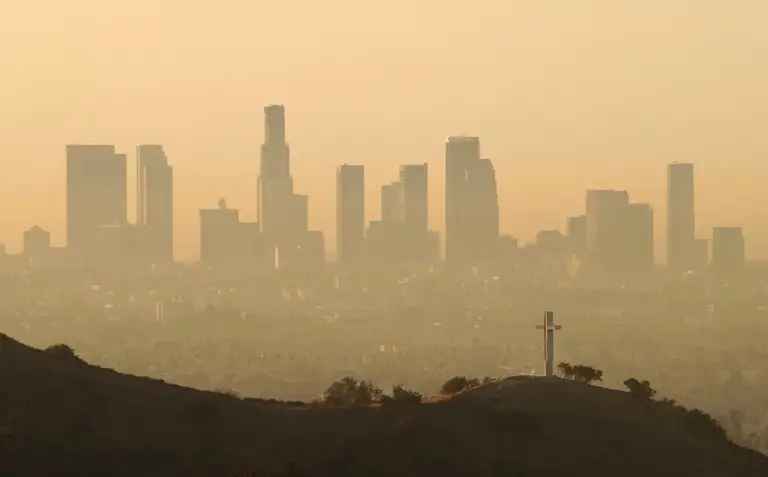 ABD'nin Los Angeles şehrinde hava kirliliği © David McNew/Getty Images