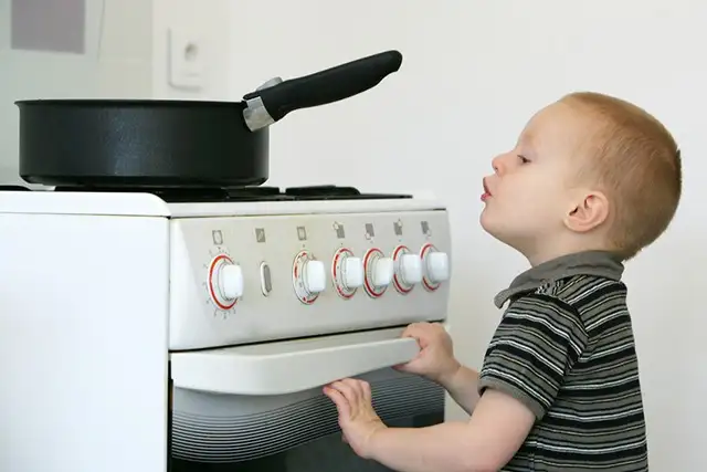 accident-domestique-enfant.webp
