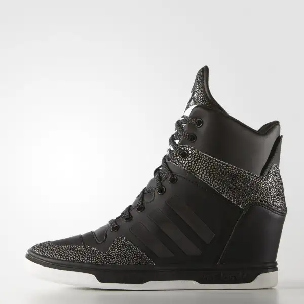 adidas-2016-podyumda-12.webp