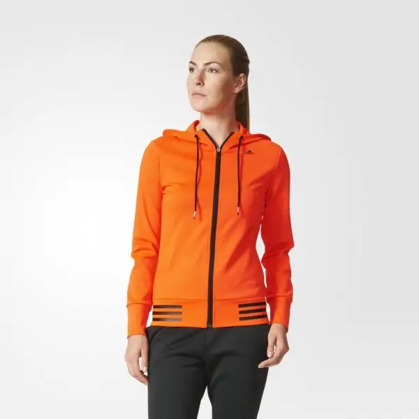 adidas-2016-podyumda-9.webp