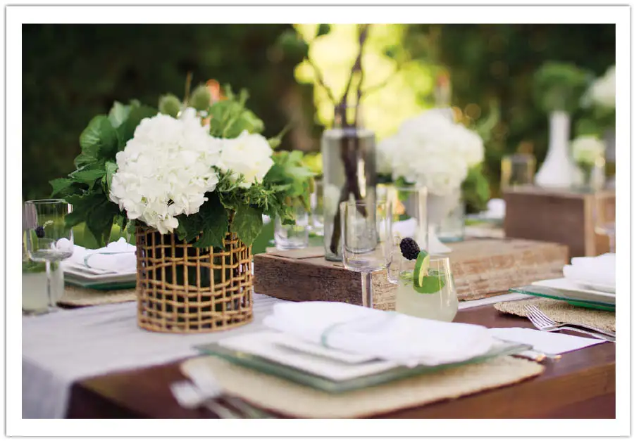 Alchemy-Fine-Events-Green-White-Modern-Wine-Country-Wedding9.webp