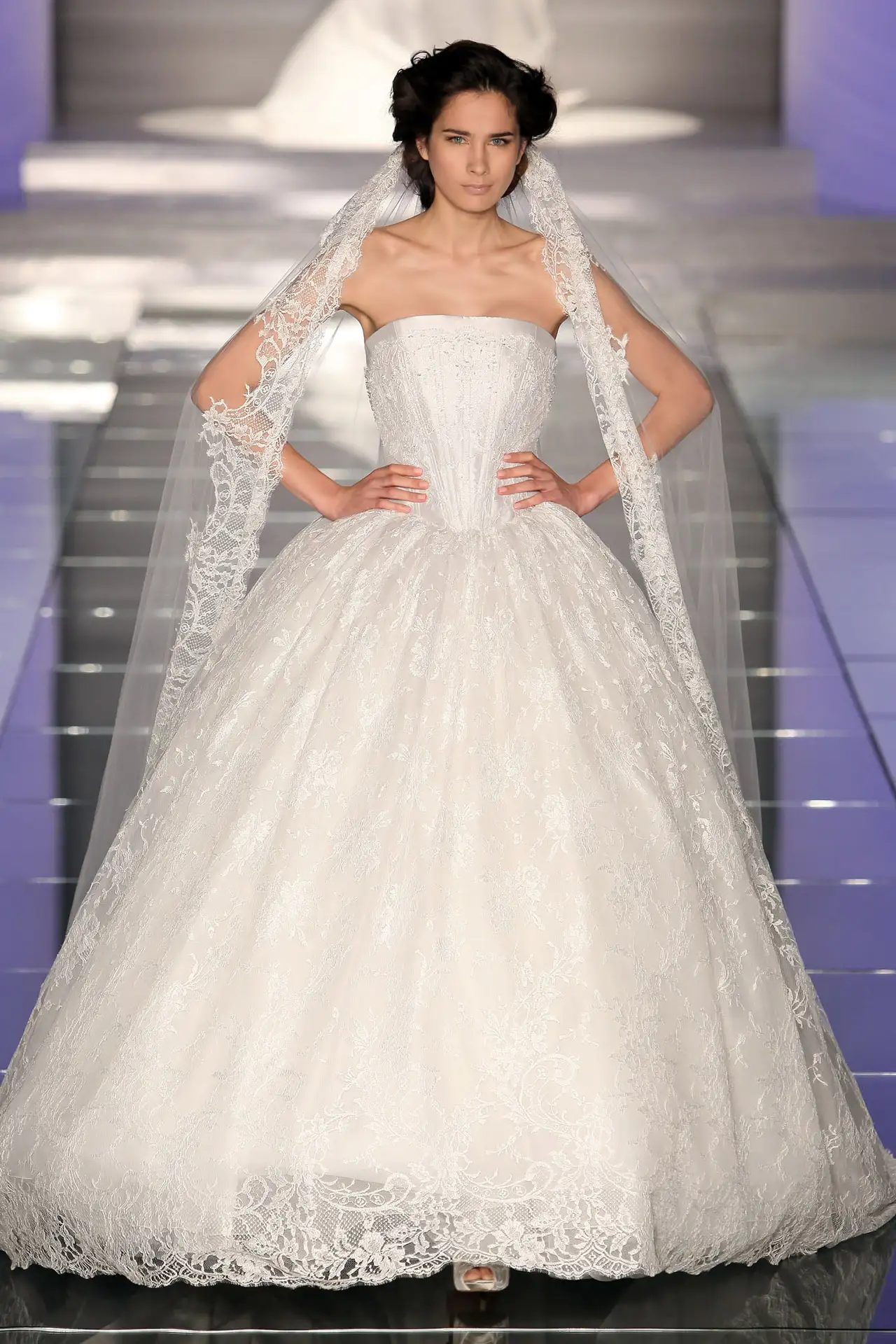 alessandra-rinaudo-ARAB15621SL-SIBYL-Catwalk2015-moda-sposa-2015-299.webp