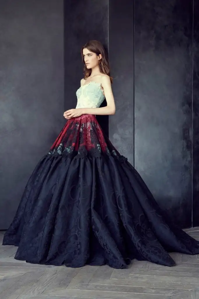 alexis-mabille-018-1366-1436433051.webp