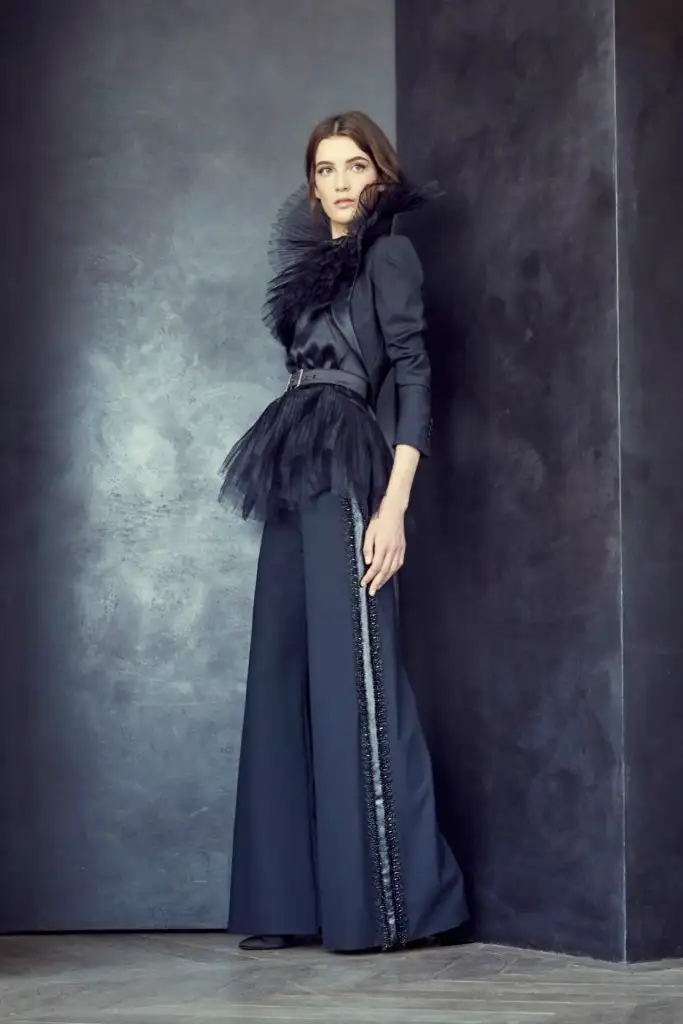 alexis-mabille-019-1366-1436433070.webp