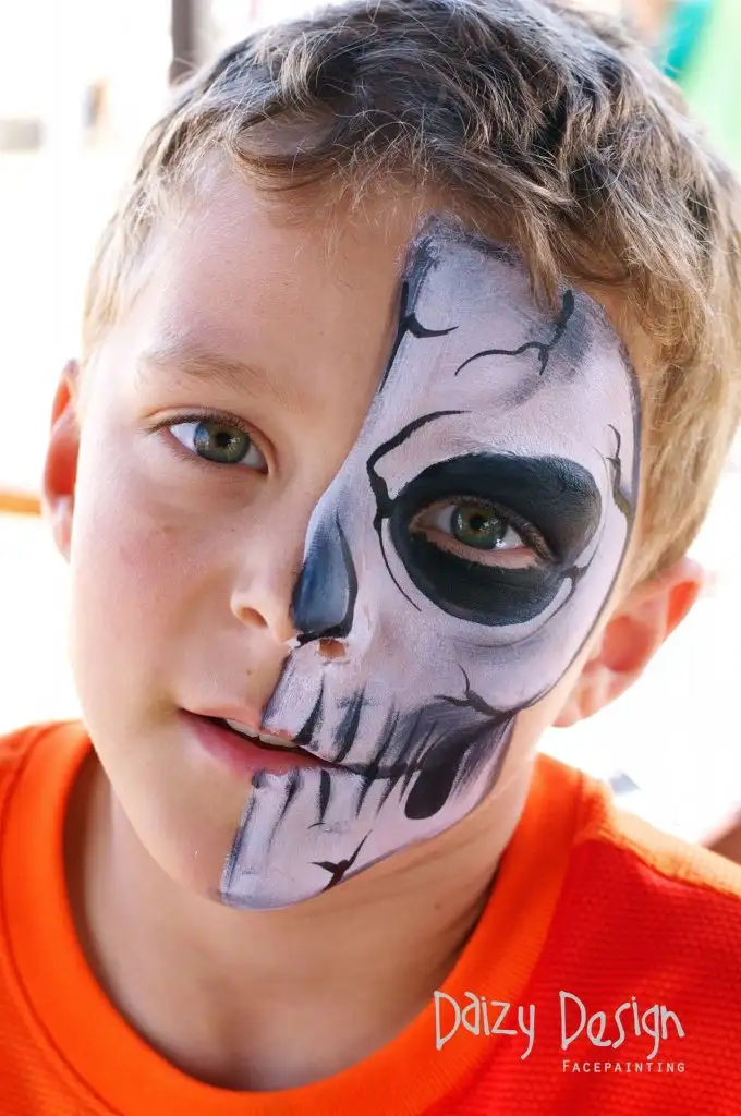 Amazing-DIY-Face-Painting-Ideas-15.webp