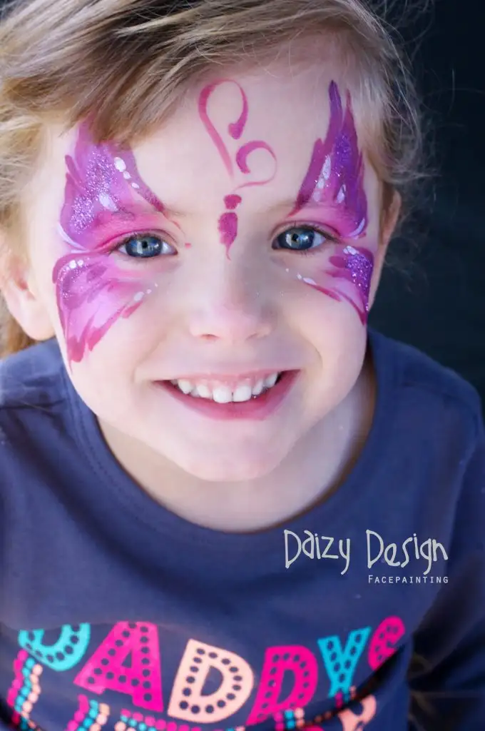 Amazing-DIY-Face-Painting-Ideas-19.webp