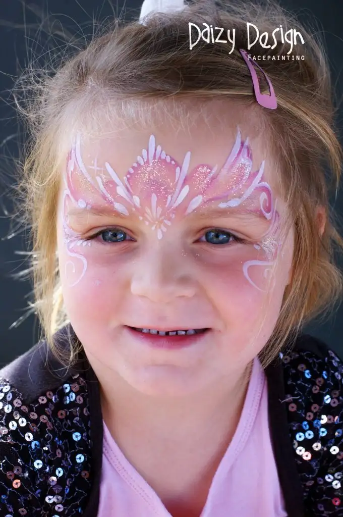 Amazing-DIY-Face-Painting-Ideas-21.webp