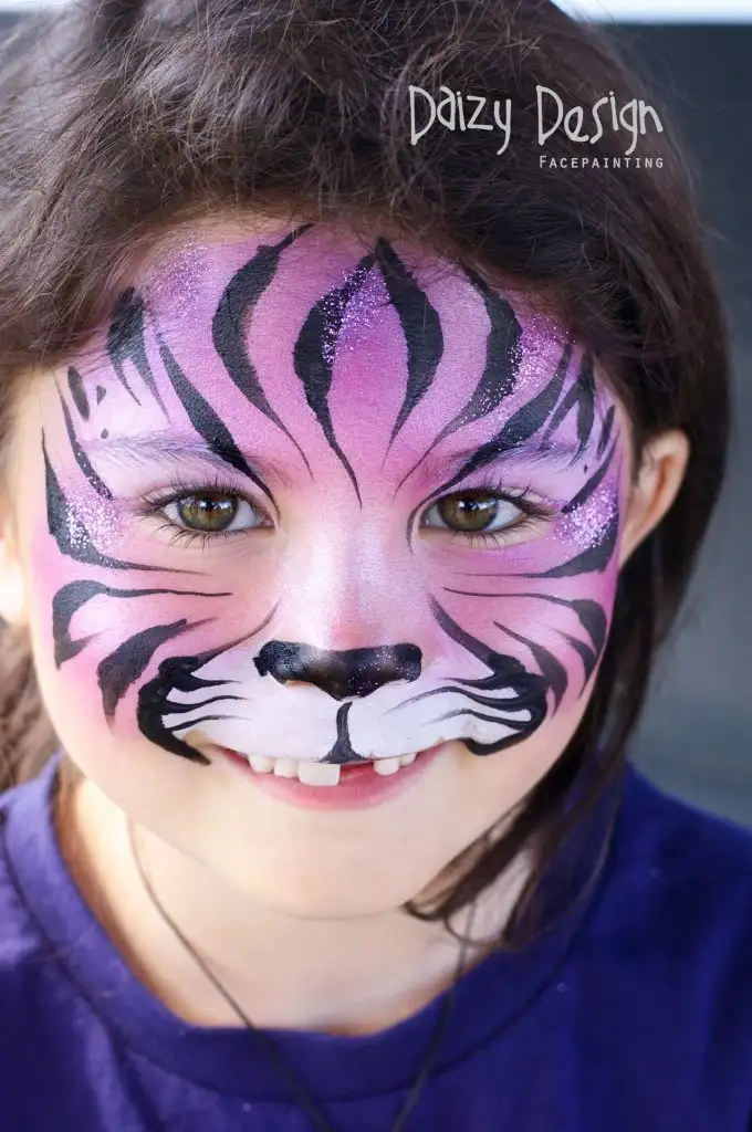 Amazing-DIY-Face-Painting-Ideas-24.webp