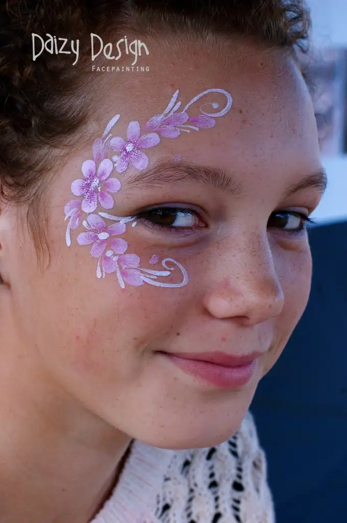 Amazing-DIY-Face-Painting-Ideas-31.webp