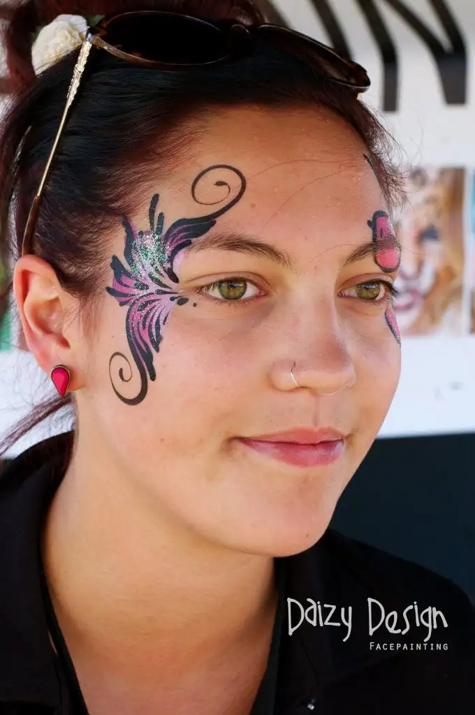 Amazing-DIY-Face-Painting-Ideas-33.webp