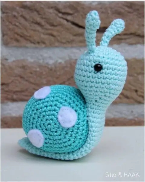 amigurumi-salyangoz.webp