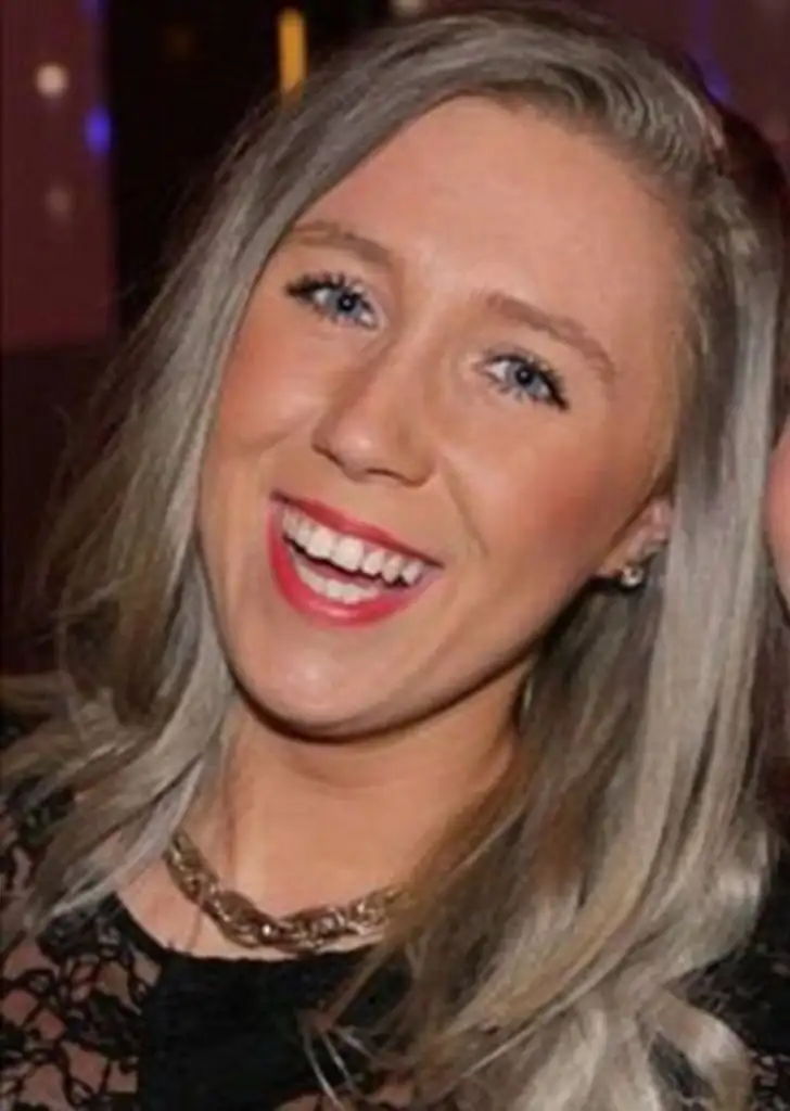 anne-ingiliz,Zl5pVnOSZU66HL-1D9JfGA.webp