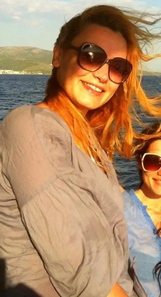 anne,vUb5Ye8V2Ua7tRzNVpRdkw.webp