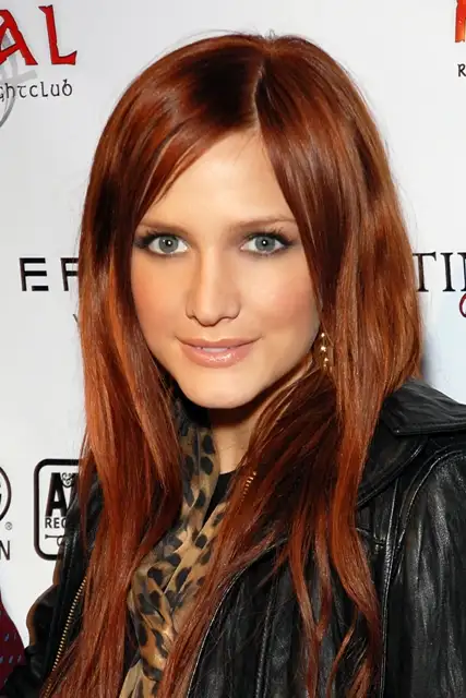 Ashley-Simpson.webp
