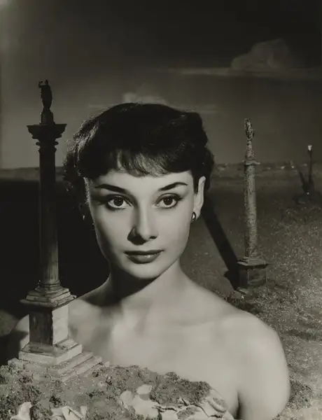 audrey-hepburn-agnus-mcbean-h724.webp
