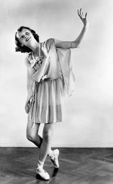 audrey-hepburn-dance-recital-photograph-by-manon-van-suchtelen-1942-h724.webp