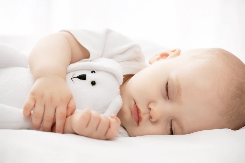 baby-and-small-teddy-sleeping1.jpg