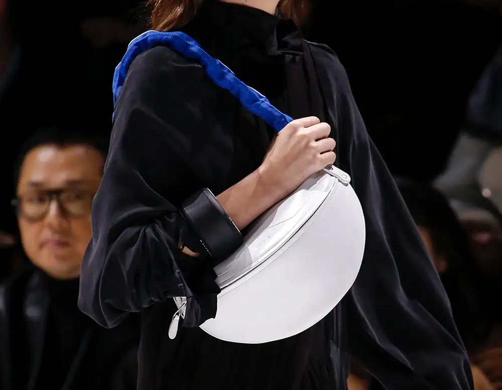 Balenciaga-Sonbahar-2018-Canta.webp