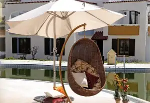 Balkon-salıncak-modelleri-300x207.webp