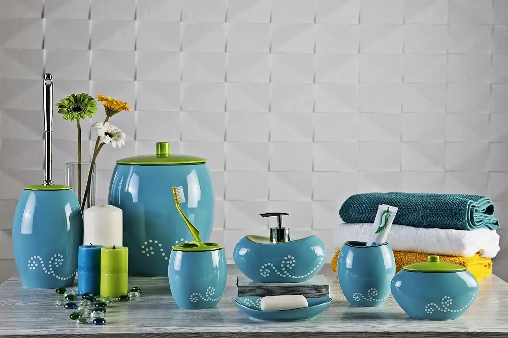beautiful-bathroom-accessories-24.webp