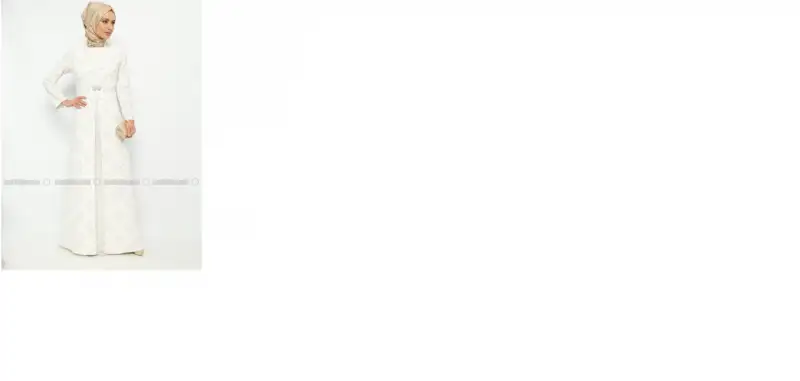 beyaz elbise.webp
