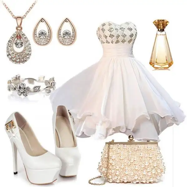 beyaz-straplez-gece-elbise-kombin-modeli.webp