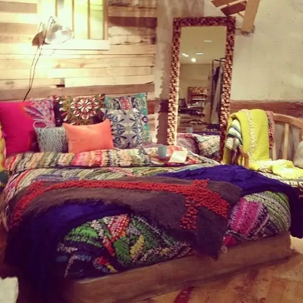 bohemian-style-bedroom-ideasbohemian-style-bedrooms-ideas-design-blocnow-qolpz2mq.webp